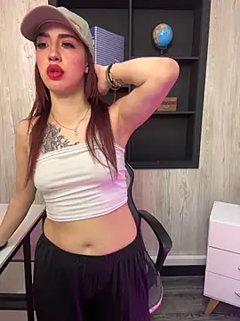 elodie rouge online show from March 6, 2026, 12:44 pm