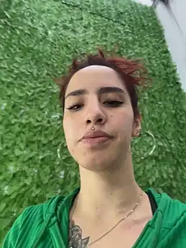 elodie rouge online show from April 20, 2026, 11:35 am