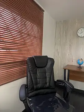 Snapshot of elodie_rouge chatting on February 5, 2026, 12:56 pm elodie rouge online show from February 5, 2026, 12:56 pm