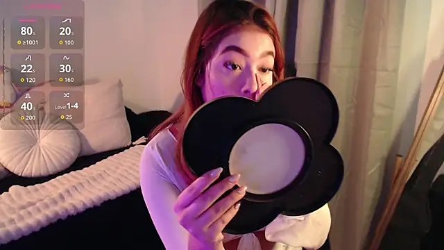 Mia Volkova  online show from February 5, 2026, 2:13 pm