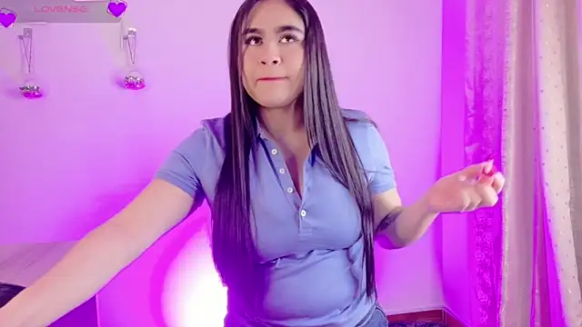 Snapshot of Valen_Sm chatting on March 4, 2026, 2:03 pm Valen Sm online show from March 4, 2026, 2:03 pm