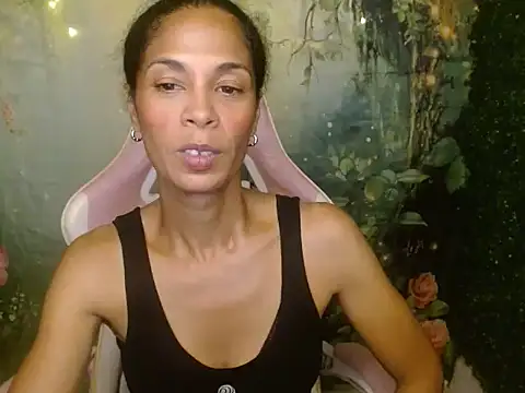 Snapshot of rosa_skinny chatting on May 5, 2026, 7:28 pm rosa skinny online show from May 5, 2026, 7:28 pm
