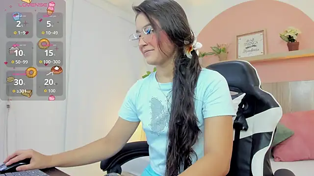 Snapshot of ivette_swan chatting on March 3, 2026, 7:32 pm ivette swan online show from March 3, 2026, 7:32 pm