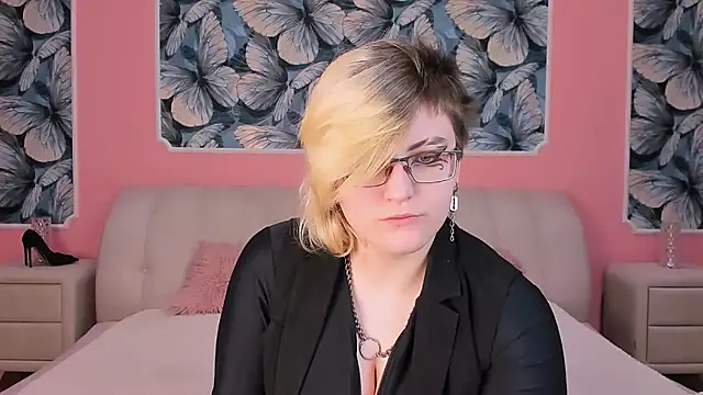 ABSI GLITCH online show from February 9, 2026, 5:27 am