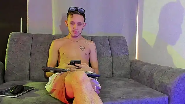 Two sexboys online show from March 28, 2026, 6:31 pm