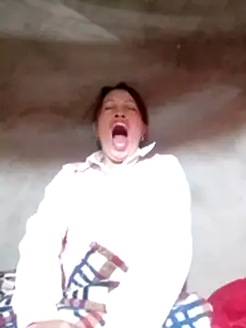 Gummiesu online show from March 16, 2026, 6:32 pm