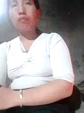 Gummiesu online show from April 17, 2026, 10:18 am