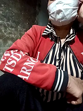 LoveShae 01 online show from February 7, 2026, 1:19 pm