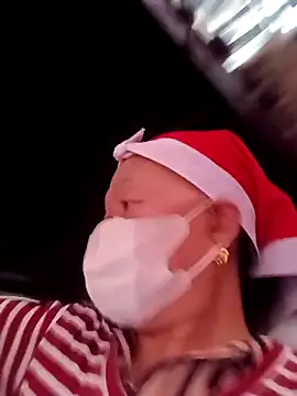 LoveShae 01 online show from February 2, 2026, 3:05 am