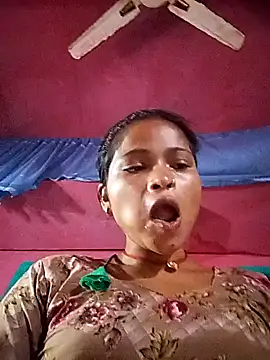 Snapshot of Jyoti_rathor chatting on July 19, 2026, 6:11 am Jyoti rathor online show from July 19, 2026, 6:11 am
