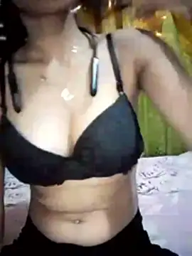 Snapshot of Maliha_Chowdhury chatting on June 12, 2026, 7:11 pm Maliha Chowdhury online show from June 12, 2026, 7:11 pm