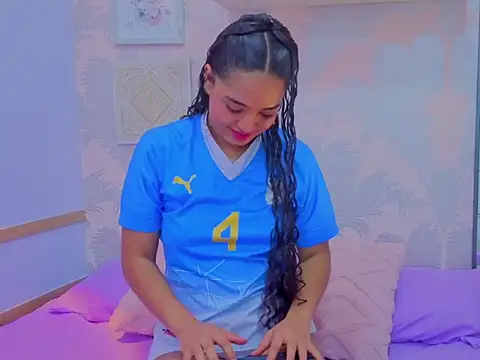 Emma Thompssonn online show from February 27, 2026, 12:05 pm