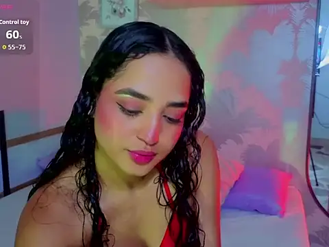 Emma Thompssonn online show from April 9, 2026, 12:11 pm