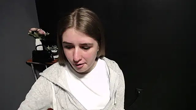 Sunny siren online show from March 30, 2026, 12:28 pm