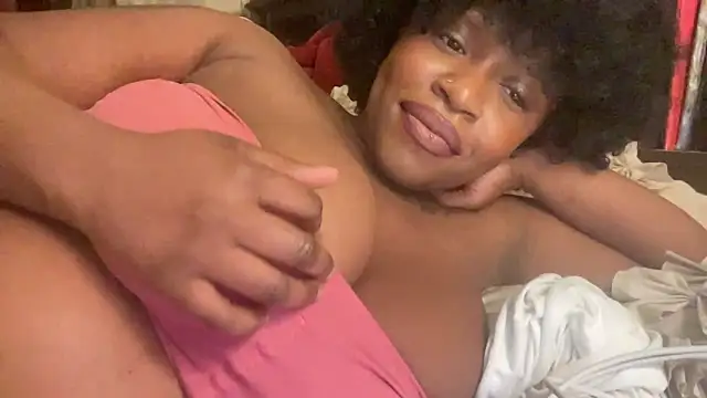 mayluvsu online show from March 10, 2026, 2:04 am