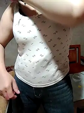 Shy-jane online show from March 4, 2026, 4:20 am