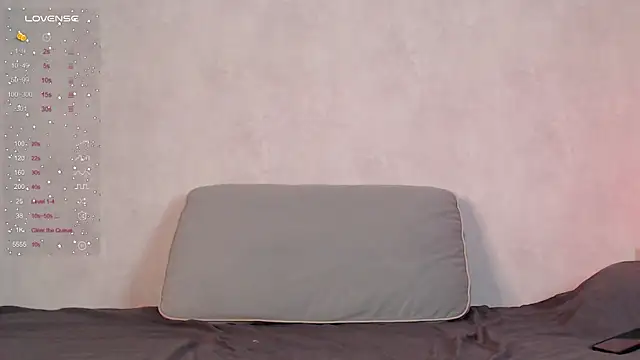 Elise Day online show from June 7, 2026, 12:54 pm