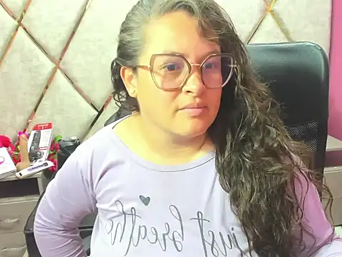 Sarah Boobs  online show from April 21, 2026, 3:57 am