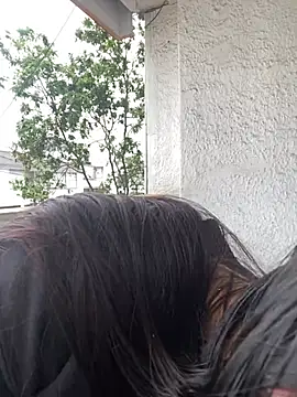 StrawberryPink  online show from April 21, 2026, 12:12 pm