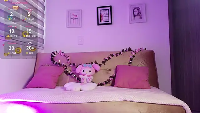 Blush Marie online show from February 2, 2026, 9:58 pm