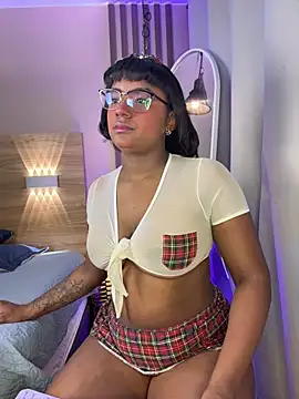 domiiniquex online show from April 20, 2026, 12:52 pm