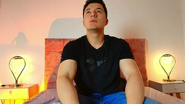 Alexander Connor online show from April 23, 2026, 12:00 pm