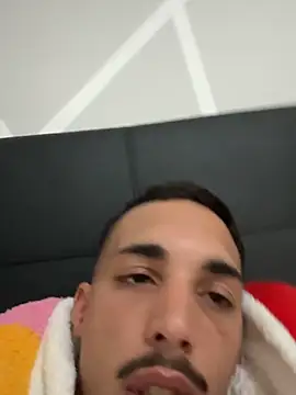 Snapshot of piccolo2002 chatting on March 20, 2026, 10:27 am piccolo2002 online show from March 20, 2026, 10:27 am