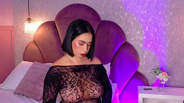 Sienna-Gold online show from July 23, 2026, 1:19 pm