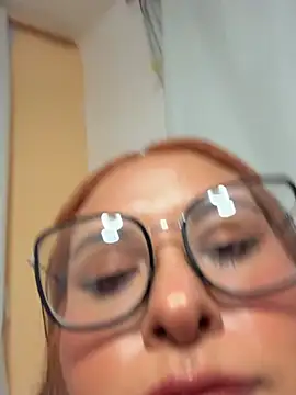 Nailealipsglossy online show from February 14, 2026, 9:20 am