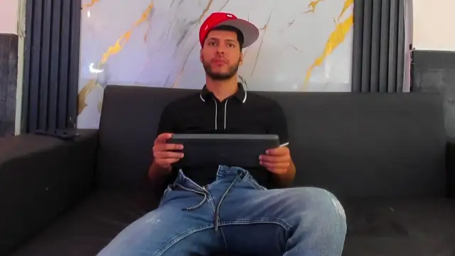 Angel Villareal online show from February 2, 2026, 4:00 am