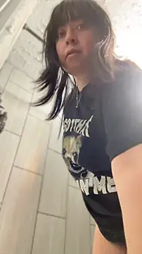 AriannaPenaxo online show from May 20, 2026, 10:29 pm