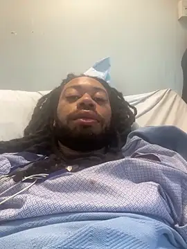 Snapshot of givemeabreak34 chatting on May 1, 2026, 8:14 pm givemeabreak34 online show from May 1, 2026, 8:14 pm