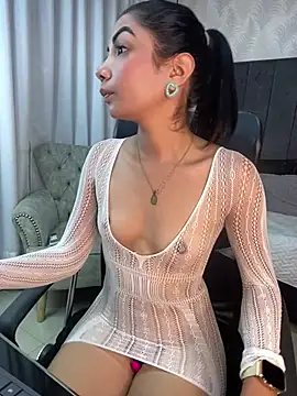 Auri   online show from March 13, 2026, 11:59 am