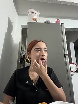 Carithooo online show from April 21, 2026, 11:11 pm