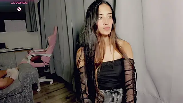 Snapshot of VictoriaHoneyy chatting on May 5, 2026, 1:41 am VictoriaHoneyy online show from May 5, 2026, 1:41 am