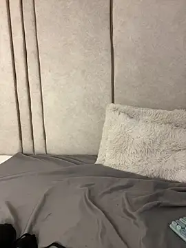 lilithdya online show from February 19, 2026, 11:56 pm