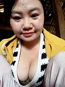 Xunlyon48 online show from January 18, 2026, 3:43 am