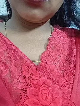 Snapshot of Hot-Tinaa chatting on May 10, 2026, 12:14 am Hot-Tinaa online show from May 10, 2026, 12:14 am