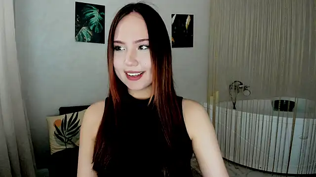 GlowMe online show from April 20, 2026, 12:41 pm