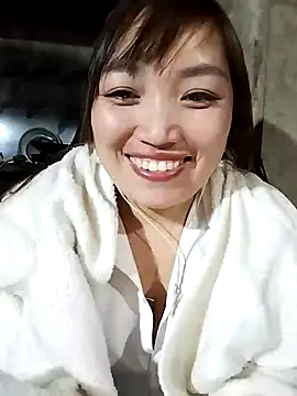 lia-coy online show from April 16, 2026, 12:06 pm