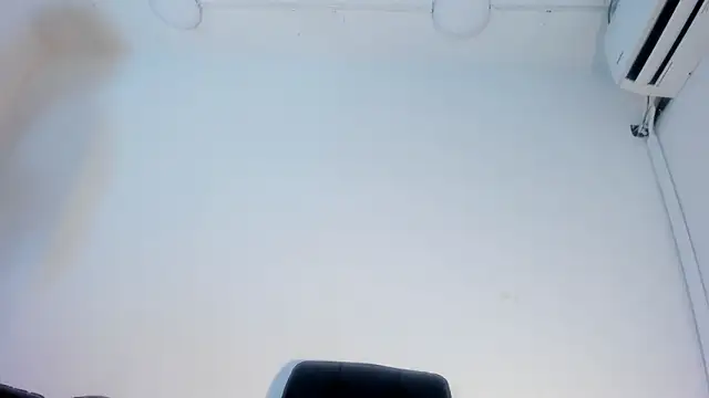 naughtylizeth  online show from February 10, 2026, 10:20 pm