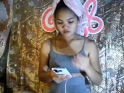 PinaySkinnyJust18 online show from February 20, 2026, 8:16 am