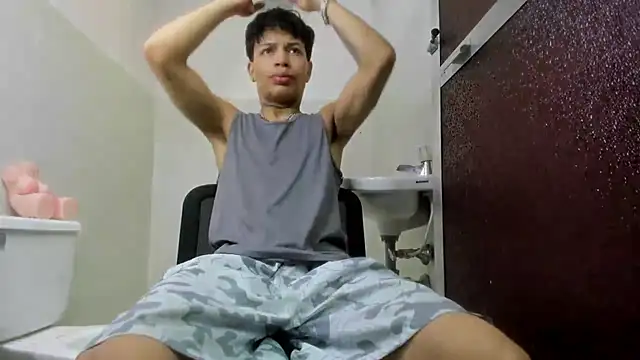 Snapshot of Dogan_Renzo0 chatting on March 23, 2026, 8:41 pm Dogan Renzo0 online show from March 23, 2026, 8:41 pm