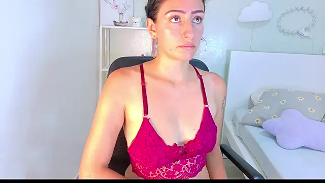 AmmyRouse   online show from February 3, 2026, 11:04 am