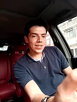 maximo 15  online show from February 11, 2026, 5:46 pm