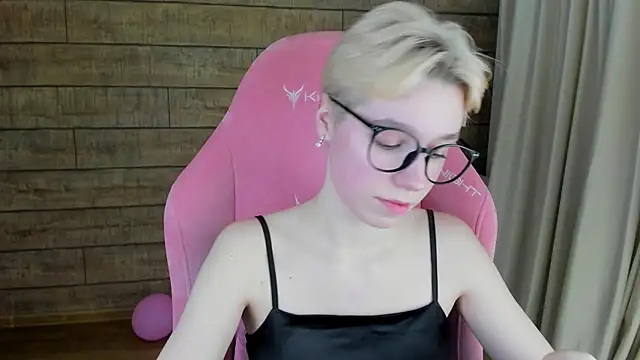 AgataGate online show from April 7, 2026, 3:03 pm