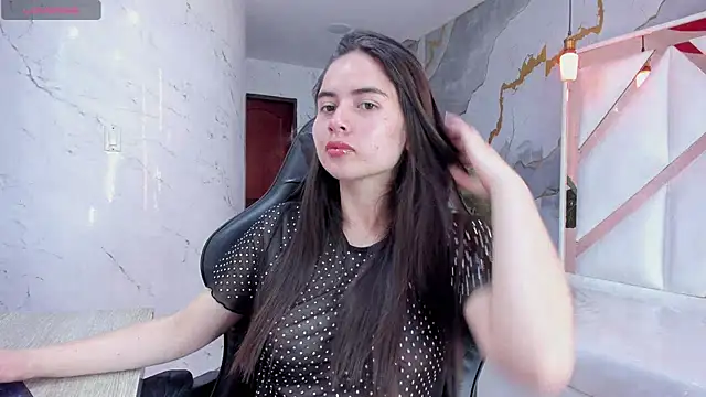 Qetsyah tf online show from April 18, 2026, 1:46 pm