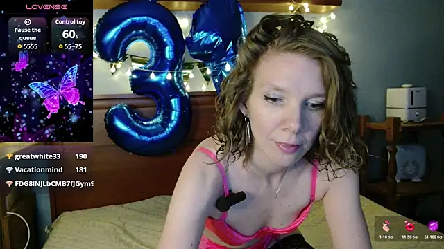 Daisy Lovely online show from February 25, 2026, 4:34 am