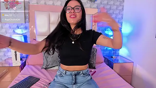 Rose Allure online show from February 11, 2026, 11:43 am