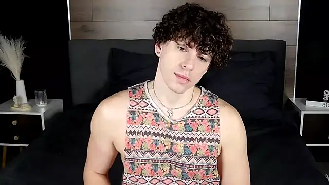 TylerGibson online show from February 9, 2026, 4:21 am